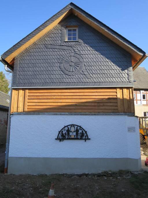 Mothsgut - Moderne Ferienwohnung Auf Dem Bauernhof Im Erzgebirge Oelsnitz  Esterno foto